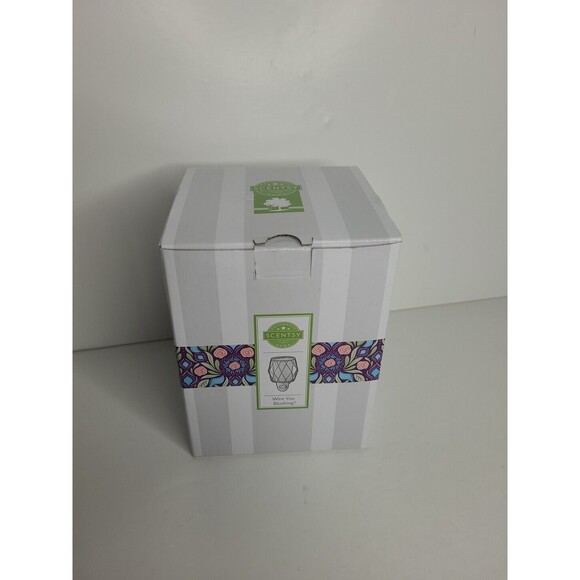 Scentsy Mini Warmer Plug In New In Box Wire You Blushing? - Picture 2 of 4